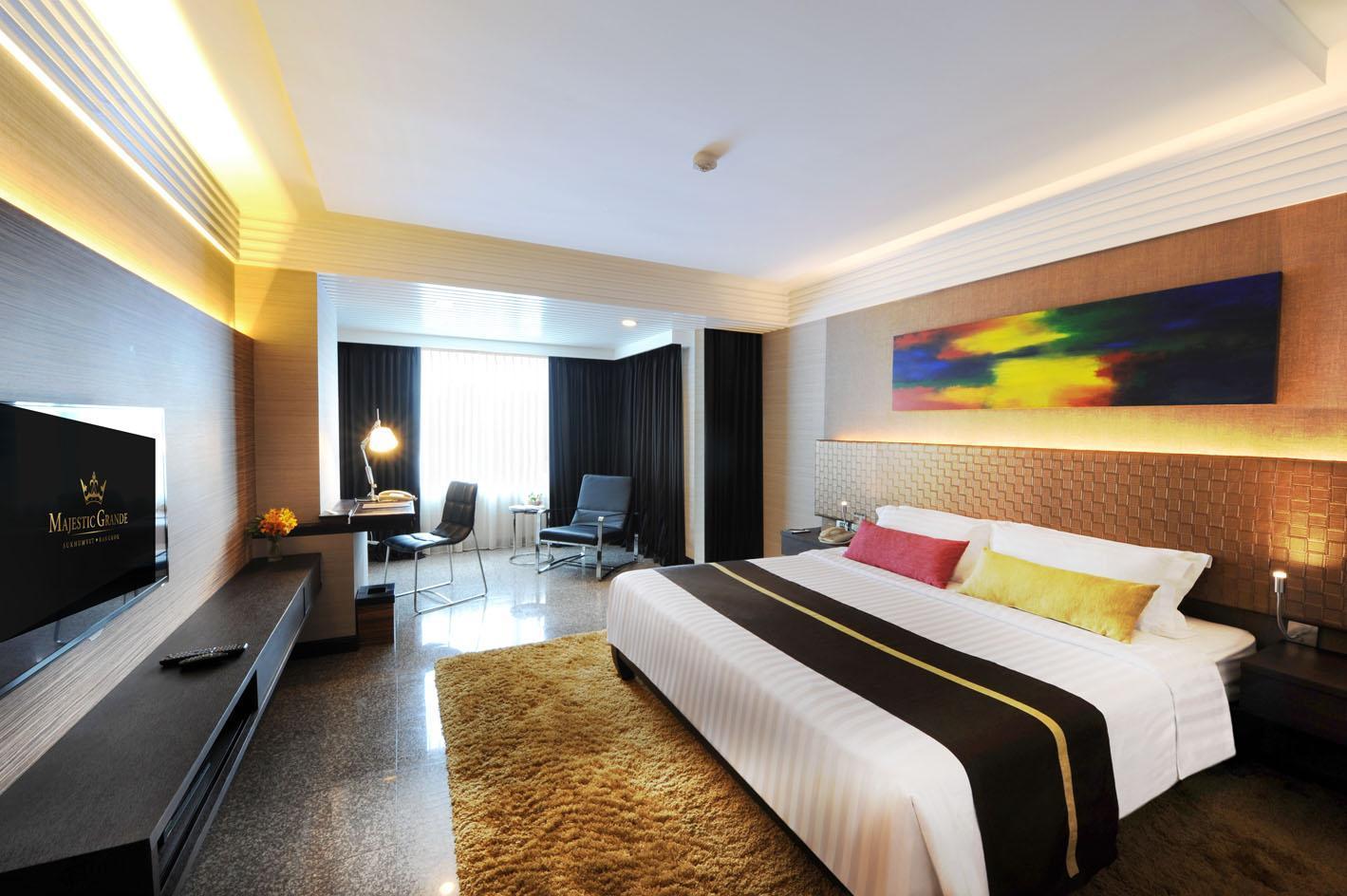 Doubletree By Hilton Bangkok Ploenchit Hotel Kültér fotó